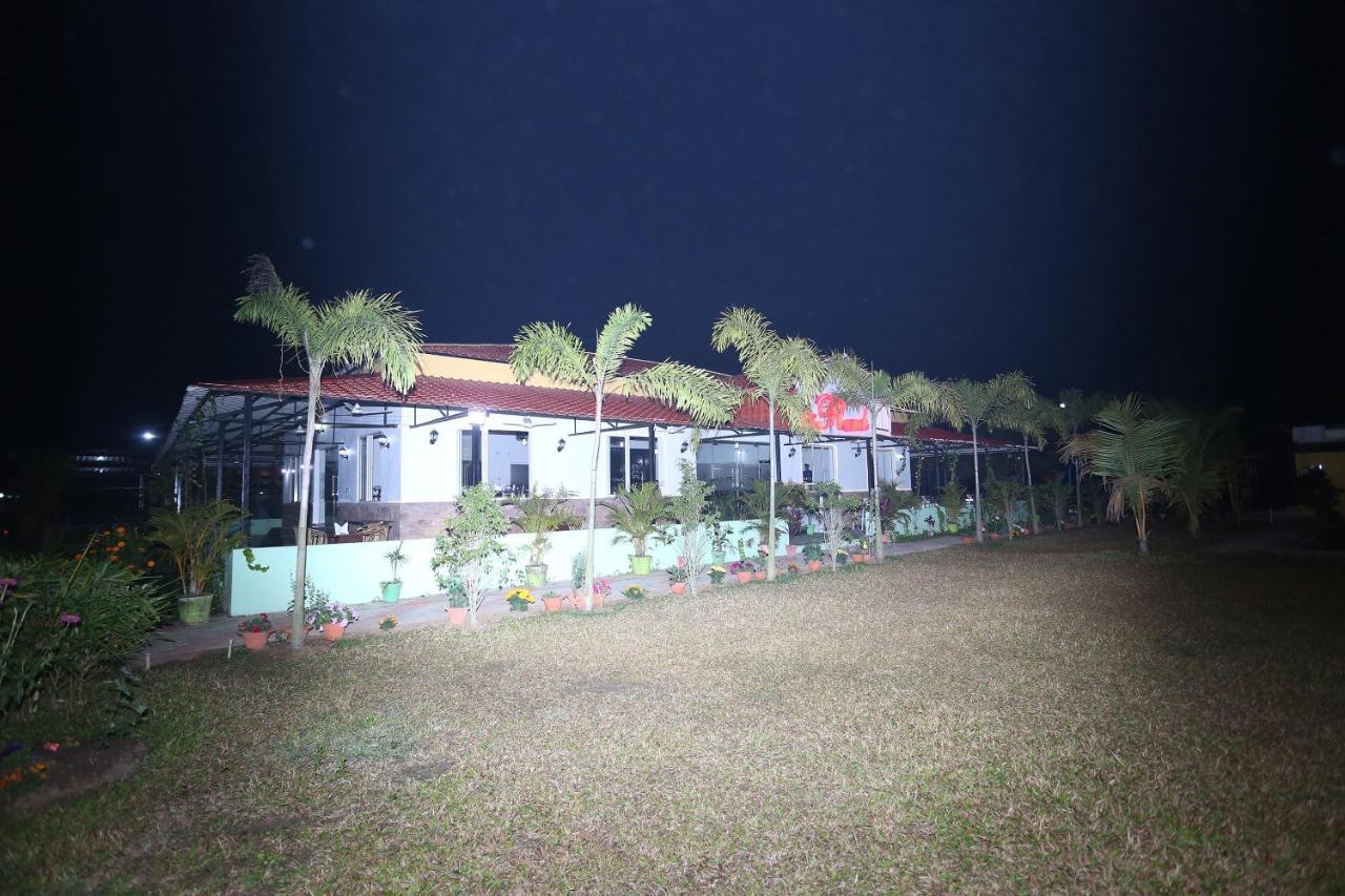 ホテルOyo 26670 The Ranch プリ エクステリア 写真